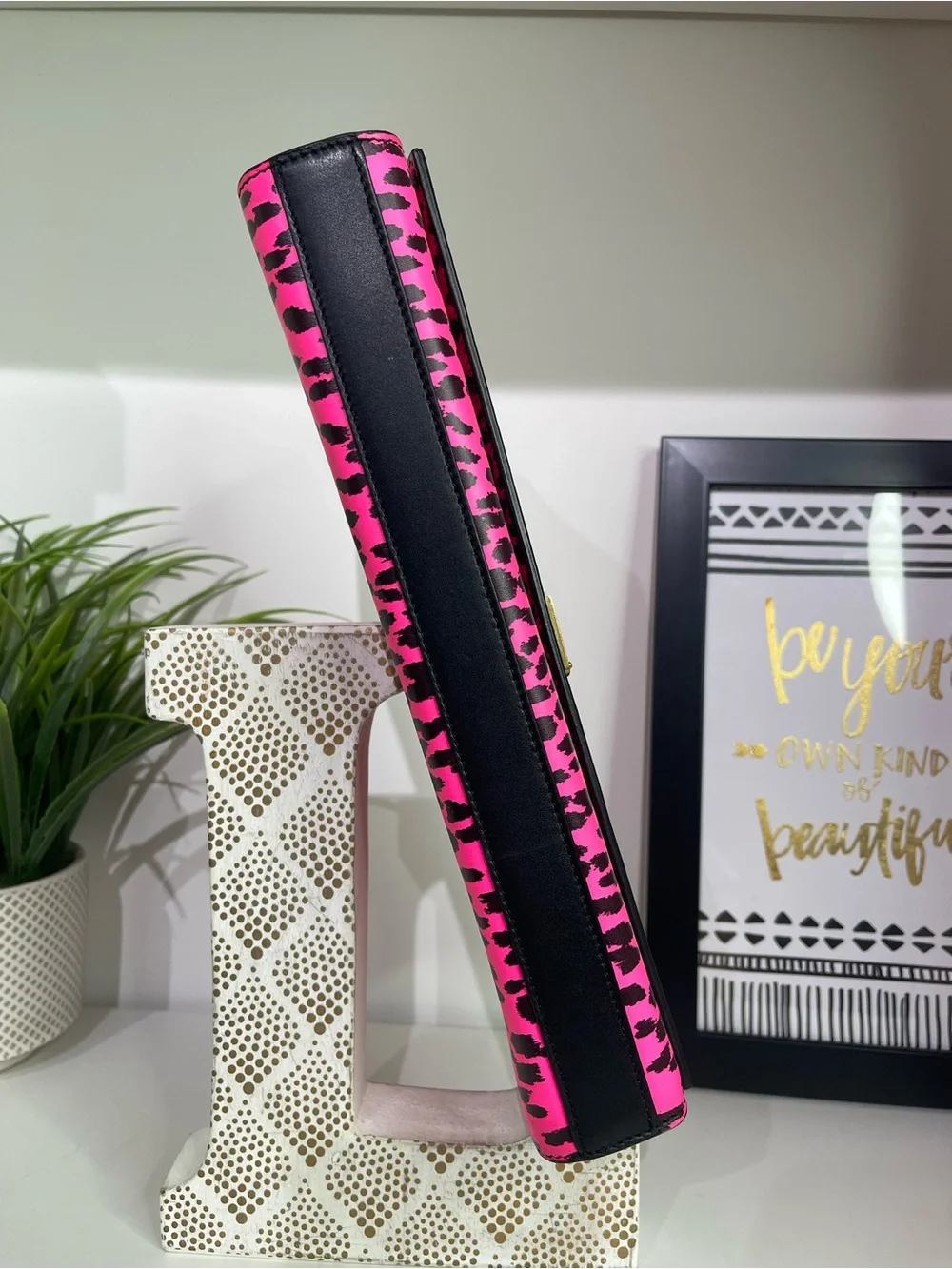 Saint Laurent Hot Pink and Black Leopard-Print YSL Clutch - Picture 5 of 7